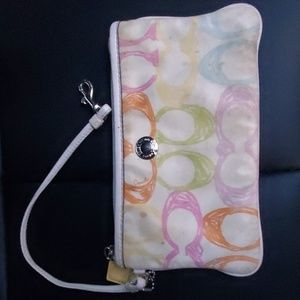 Wristlet